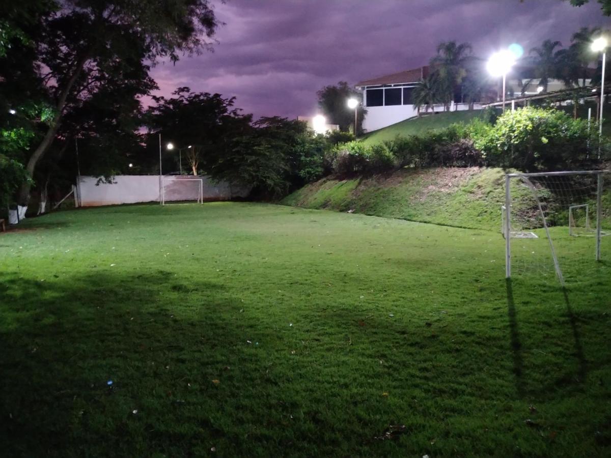 Apartamento Do Lago, Com Churrasqueira Privativa , Cozinha , Internet Banda Larga, Rampa Barco E Jet, Pesqueiro - B101 Caldas Novas Dış mekan fotoğraf